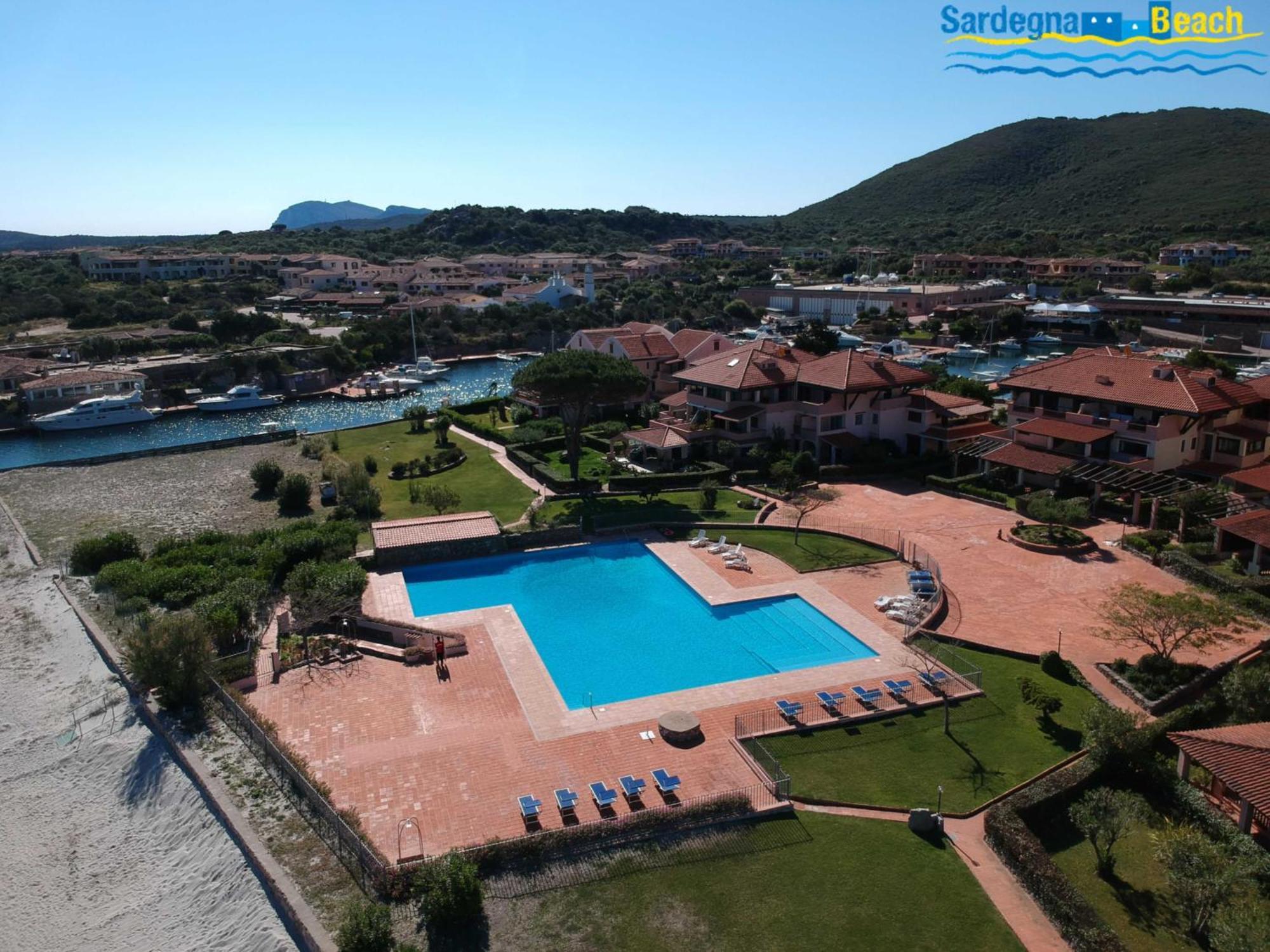מרינלה Sardegna Beach Cala Reale מראה חיצוני תמונה